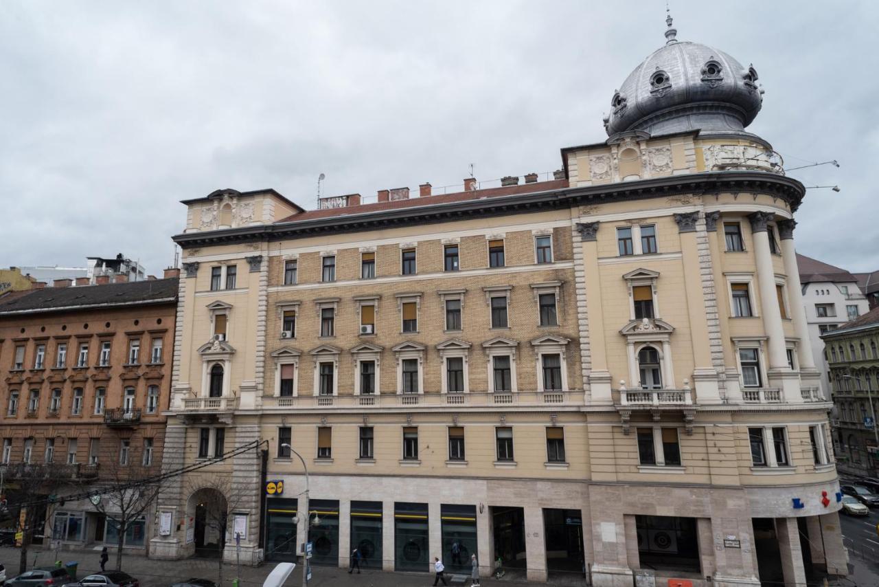 Stylish New With View On New York Palace Appartamento Budapest